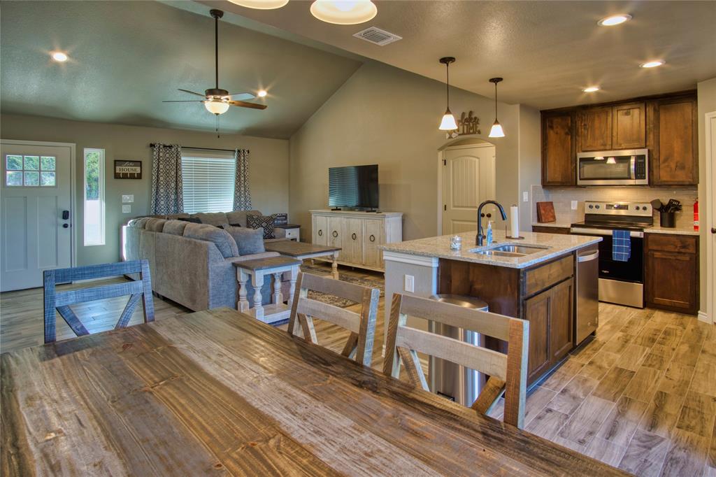 1139 Cedar Bend Bnd, Canyon Lake, Texas image 16