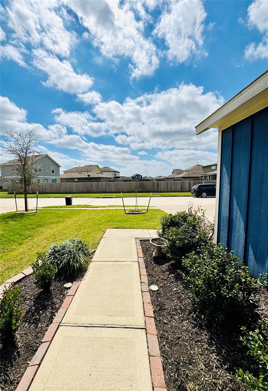 24014 Thistle Star Lane, Hockley, Texas image 25