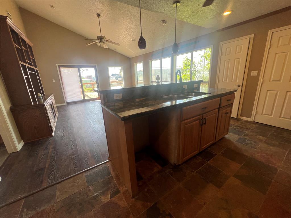 115 12th Street, Dickinson, Texas image 7