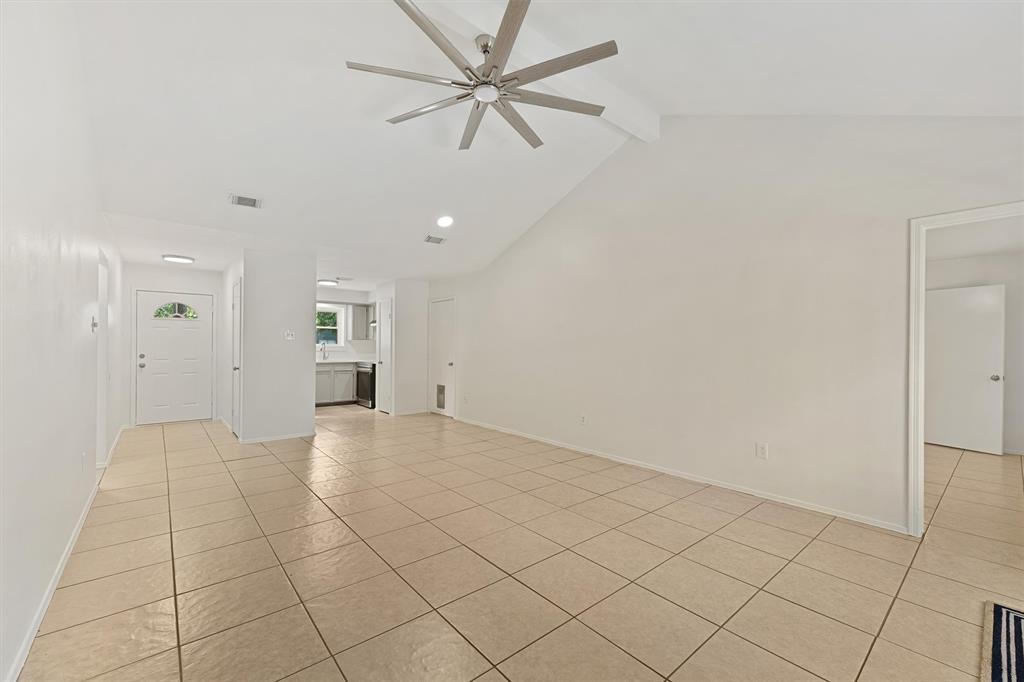 7 Starrush Court, The Woodlands, Texas image 6