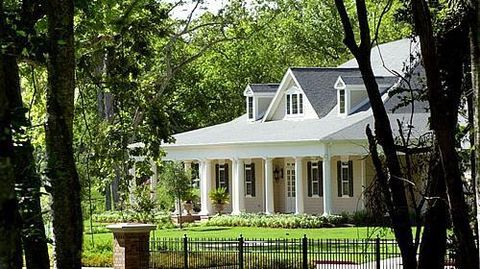 A home in Missouri City