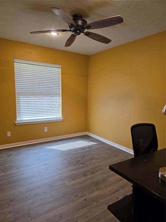 2701 Cypress Circle, Brenham, Texas image 7