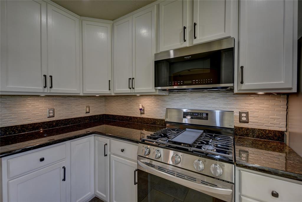 2701 Cypress Circle, Brenham, Texas image 18