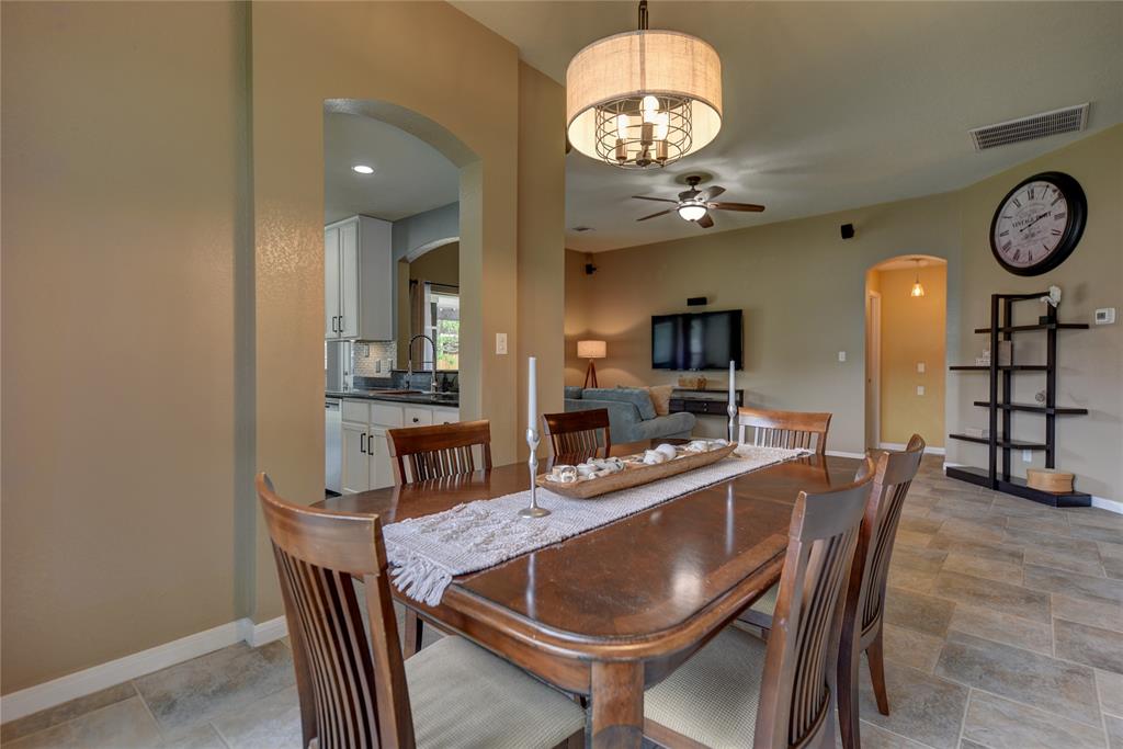 2701 Cypress Circle, Brenham, Texas image 15