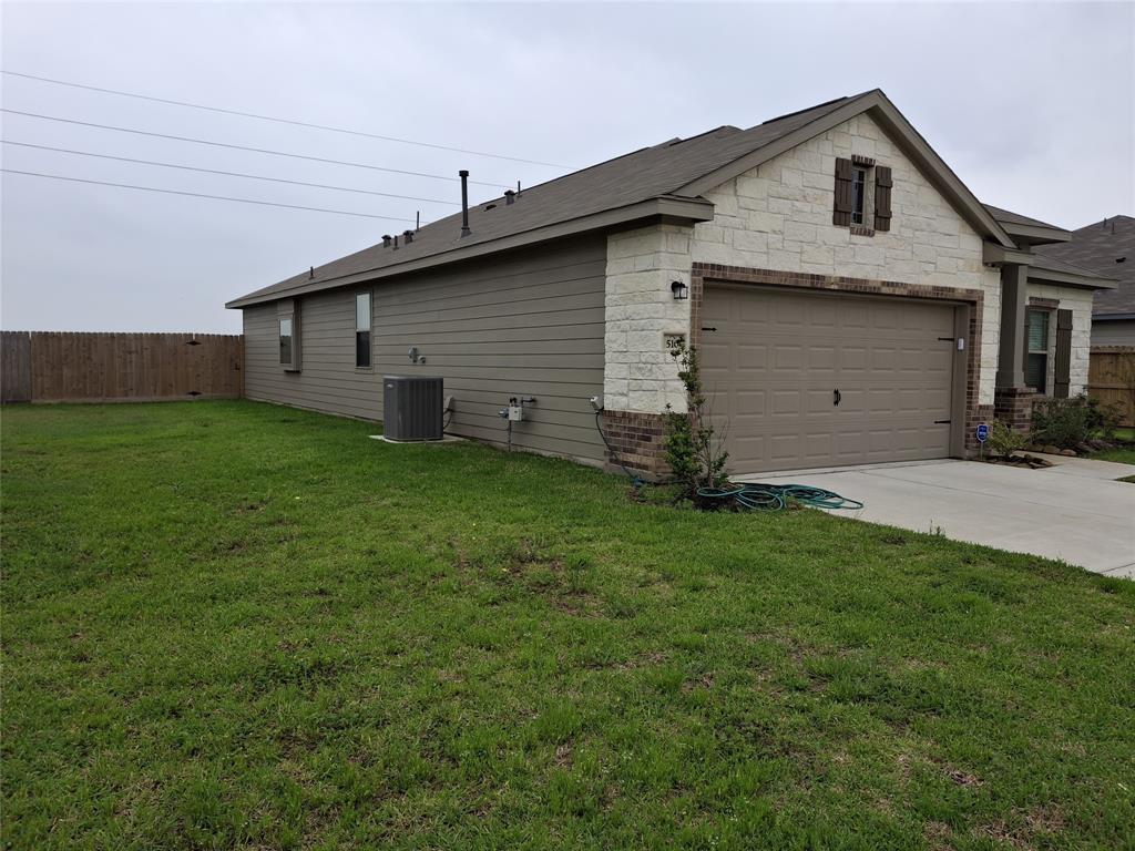510 Turtle Dove Dr Dr, Sealy, Texas image 4