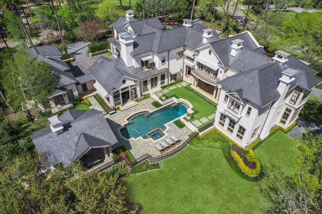 325 W Friar Tuck Lane