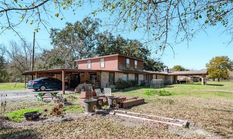 A home in Anahuac