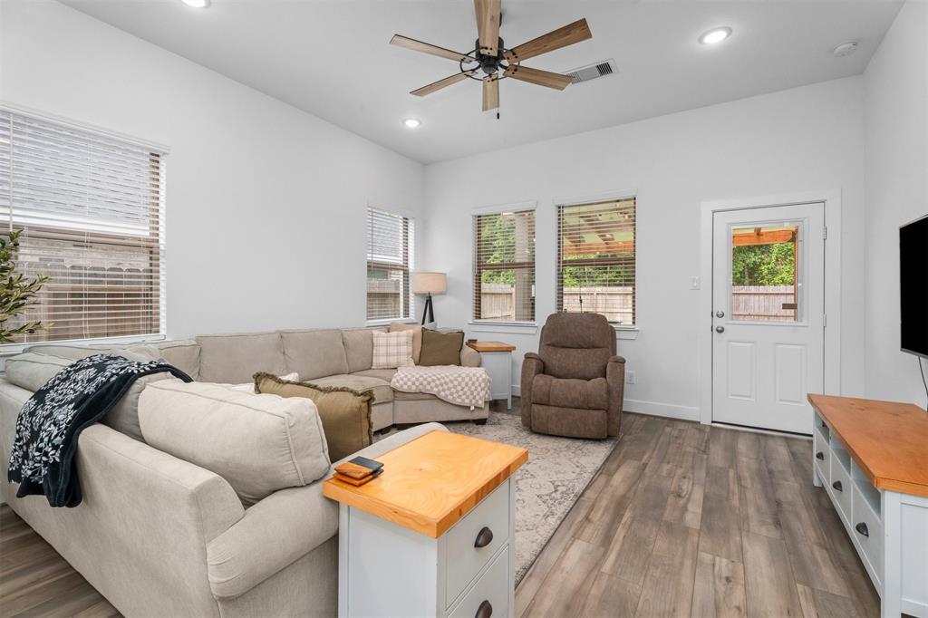 19180 Cedar Lennox Circle