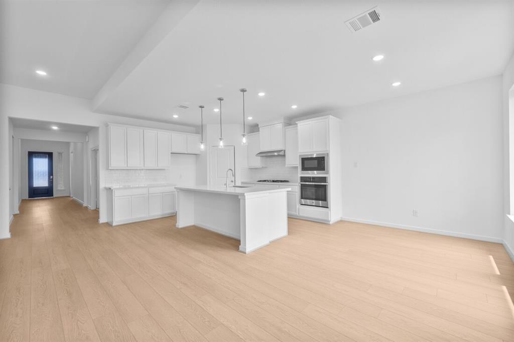 9610 Starry Eyes Lane