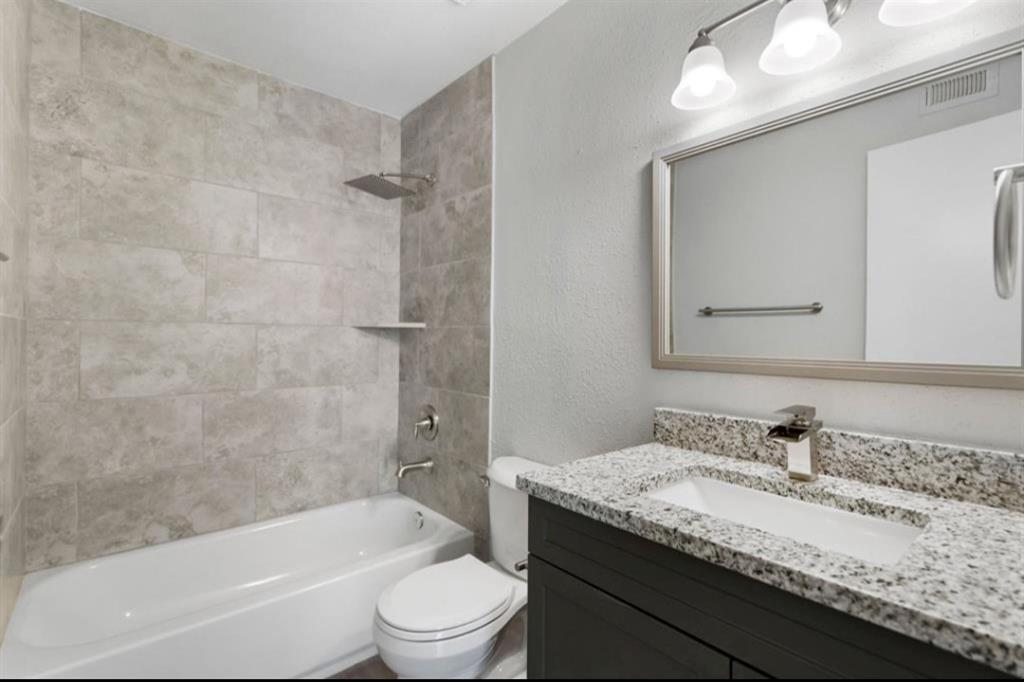 13151 Walden Road #106, Montgomery, Texas image 7