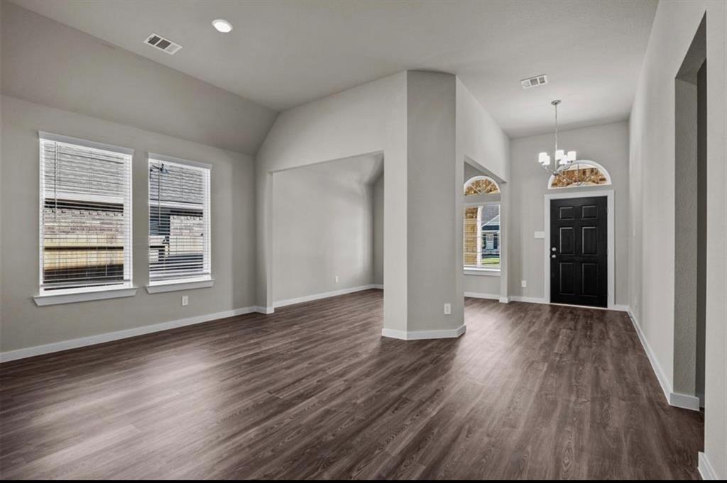 716 IVORY CREEK Court