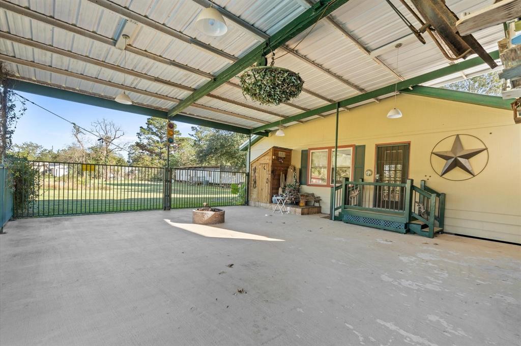 93 County Road 401 Road, Dayton, Texas image 31