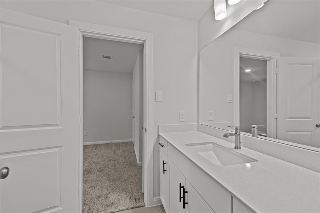 443 Embden Rim Drive, Willis, Texas image 32