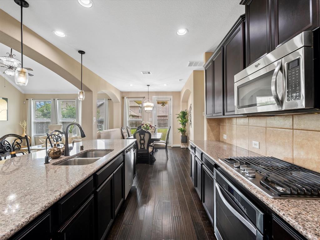 18118 Berry Garden Lane, Spring, Texas image 13