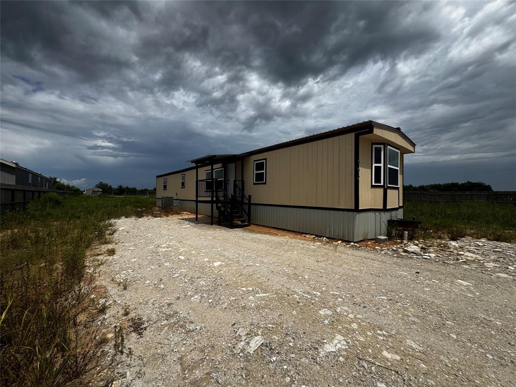 662 Road 5606