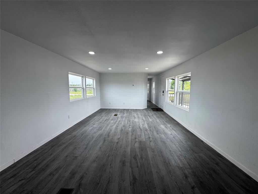 662 Road 5606