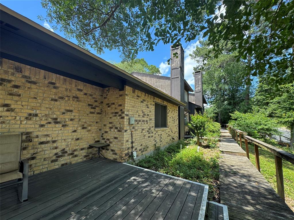 618 Hickory Street, Huntsville, Texas image 2