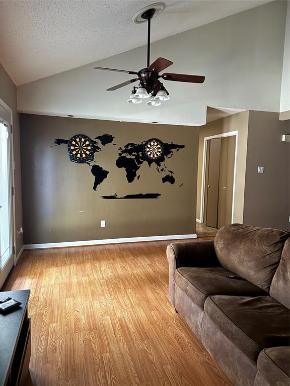 618 Hickory Street, Huntsville, Texas image 15