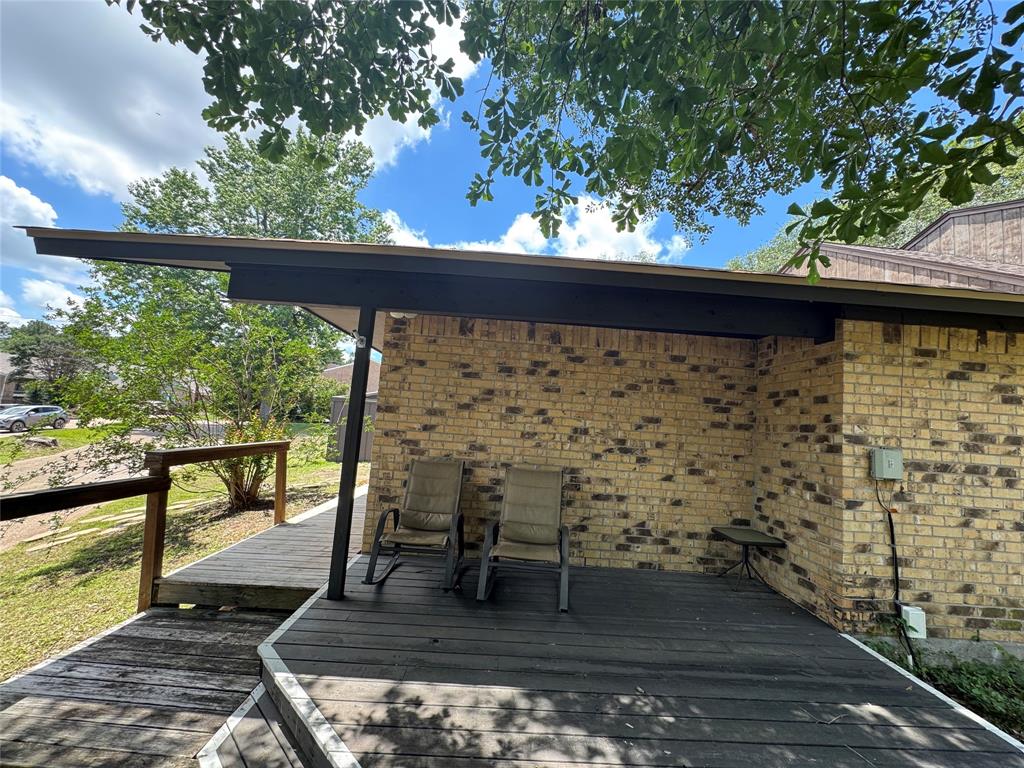 618 Hickory Street, Huntsville, Texas image 3