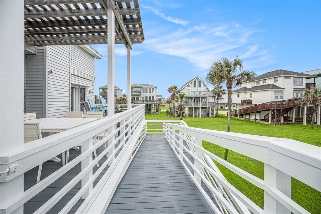 4143 Defender Lane, Galveston, Texas image 32
