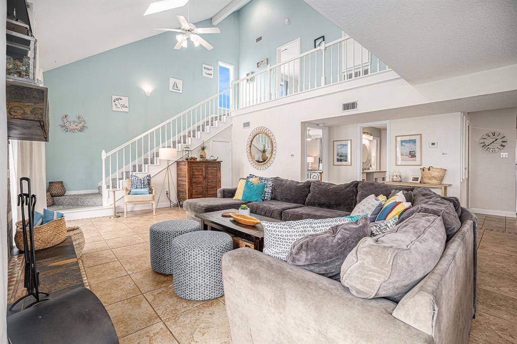 4143 Defender Lane, Galveston, Texas image 7