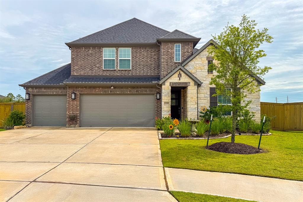 1206 Raburn Run Lane