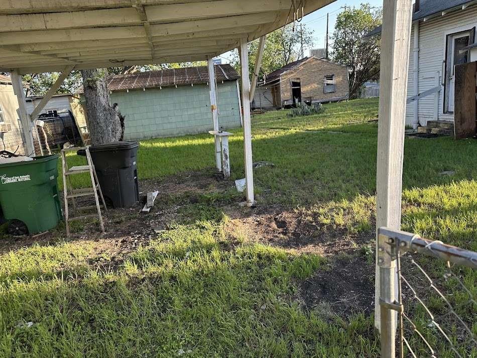 1718 N Walters St, San Antonio, Texas image 13
