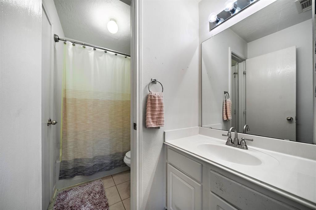 5730 Richfield Park Court, Rosharon, Texas image 17