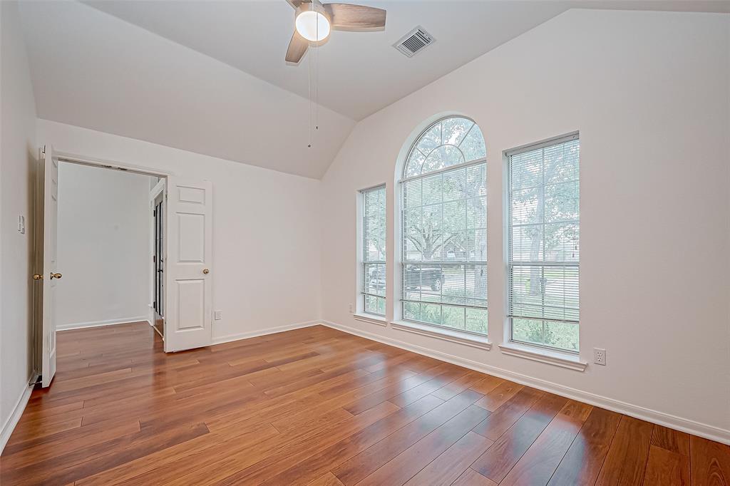 3655 Heritage Colony Drive, Missouri City, Texas image 3