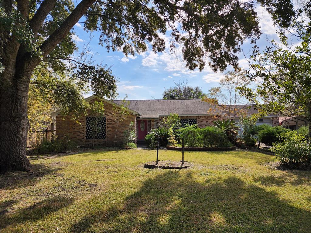 2200 Golden Ave Ave, Bay City, Texas image 33