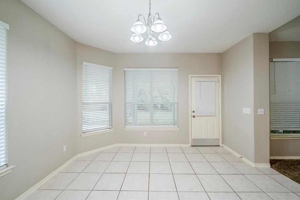 19402 Cluster Oaks Drive, Humble, Texas image 8