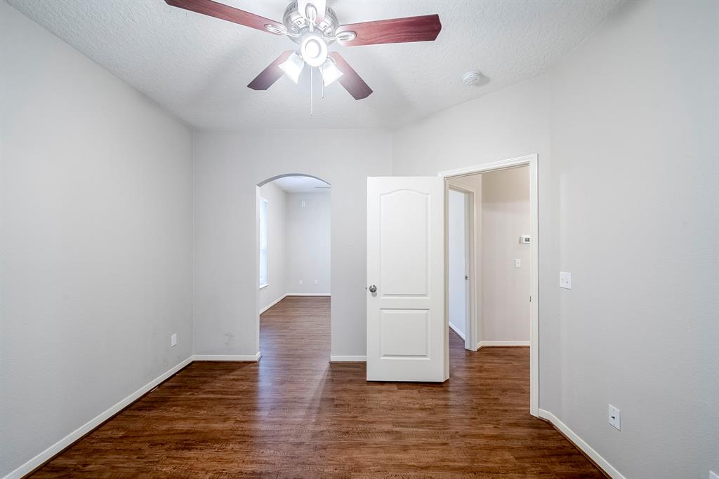 19402 Cluster Oaks Drive, Humble, Texas image 26