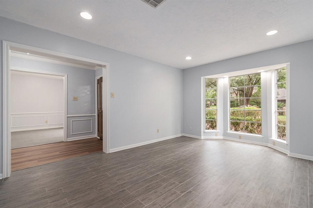 6307 Bayonne Drive