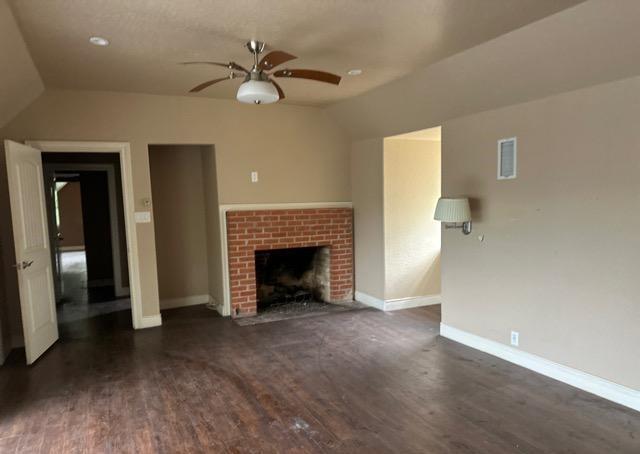 820 E Colorado Street, Pearsall, Texas image 12