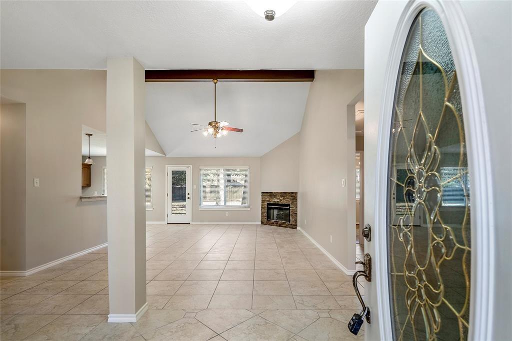 910 Mcdaniel Drive, Magnolia, Texas image 4