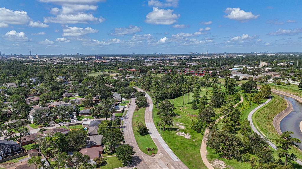 4266 T C Jester Boulevard, Houston, Texas image 28