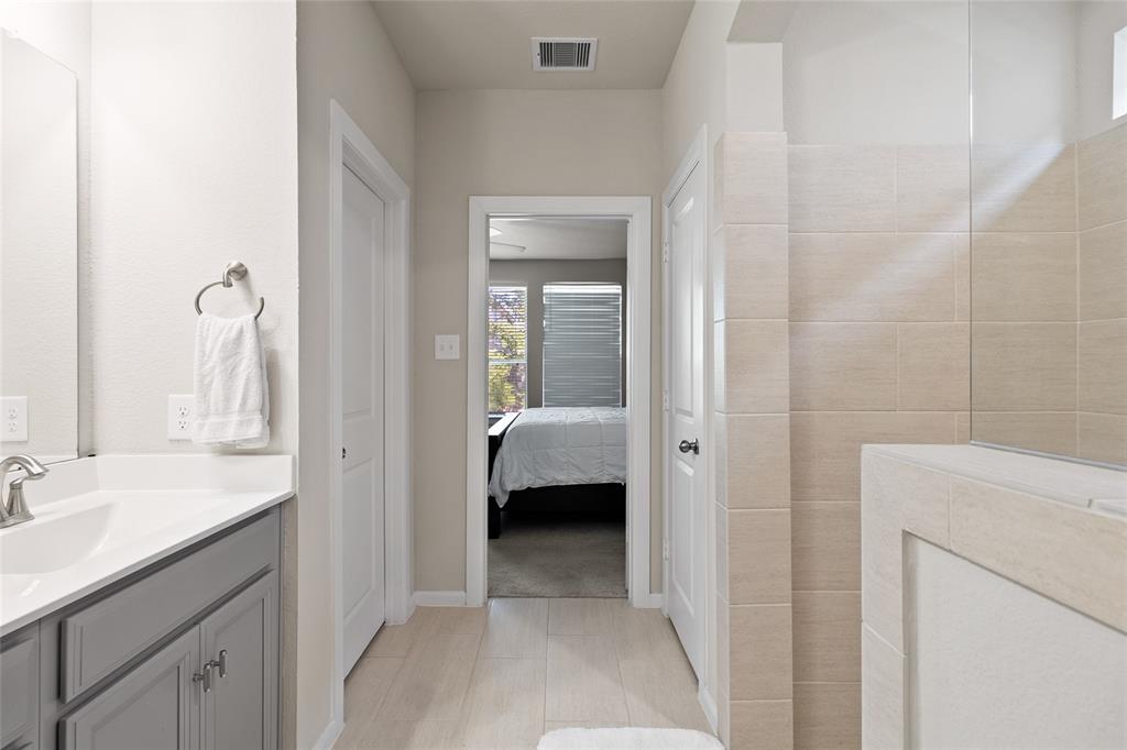 127 Winged Elm Court, Conroe, Texas image 13
