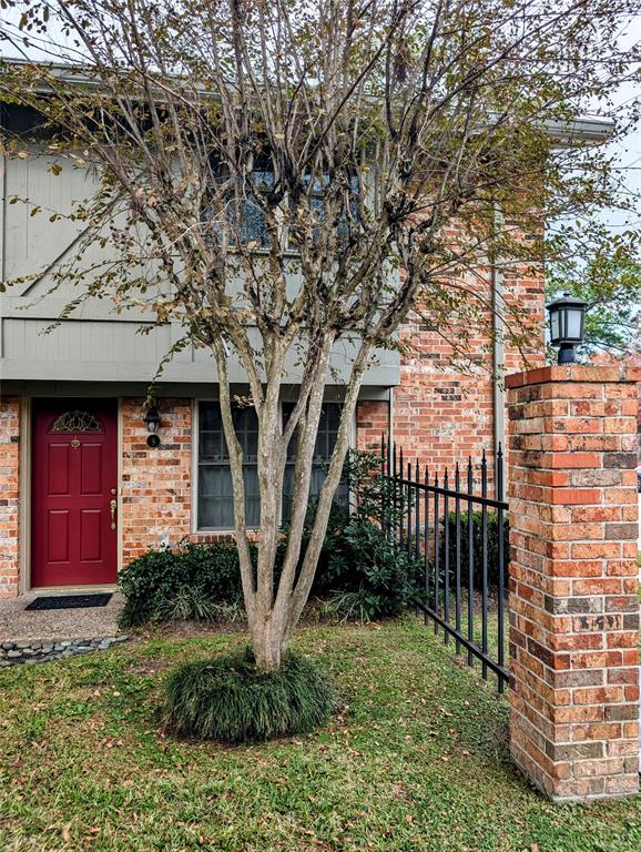 515 Tallowood Road #9, Houston, Texas image 1