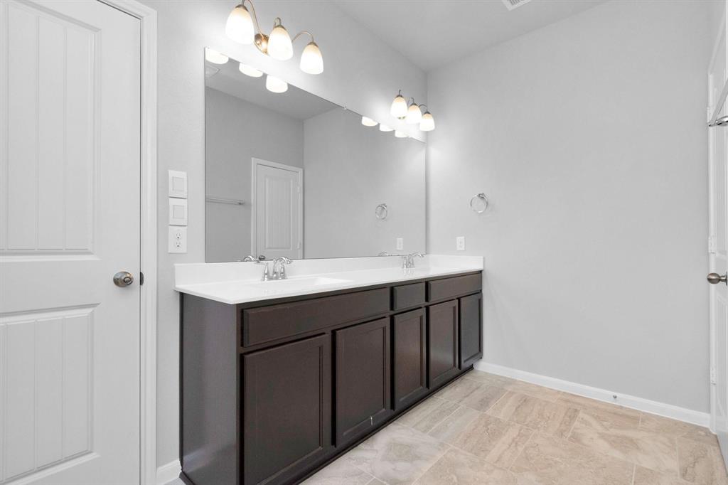 3804 Lancer Circle, Pearland, Texas image 16