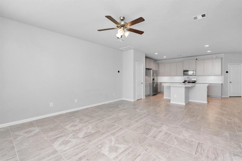 3804 Lancer Circle, Pearland, Texas image 11