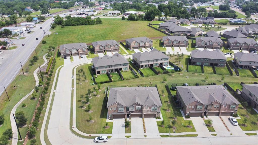 3804 Lancer Circle, Pearland, Texas image 30