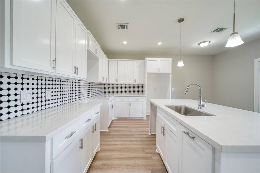 502 W Francis Street, Baytown, Texas image 14