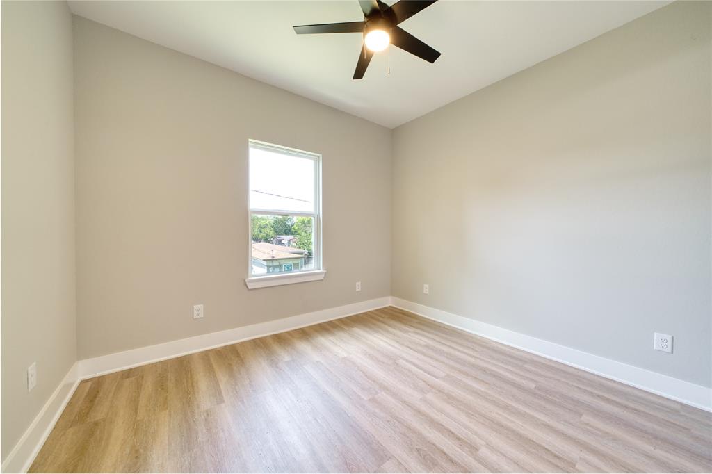 502 W Francis Street, Baytown, Texas image 19