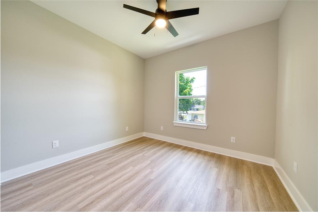 502 W Francis Street, Baytown, Texas image 18