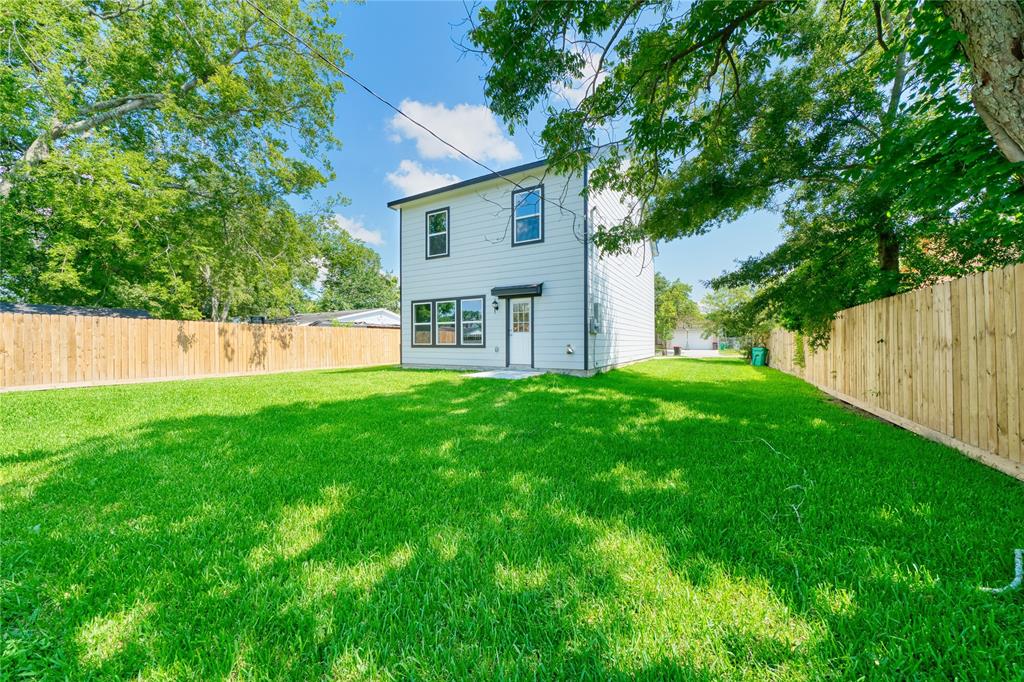 502 W Francis Street, Baytown, Texas image 24