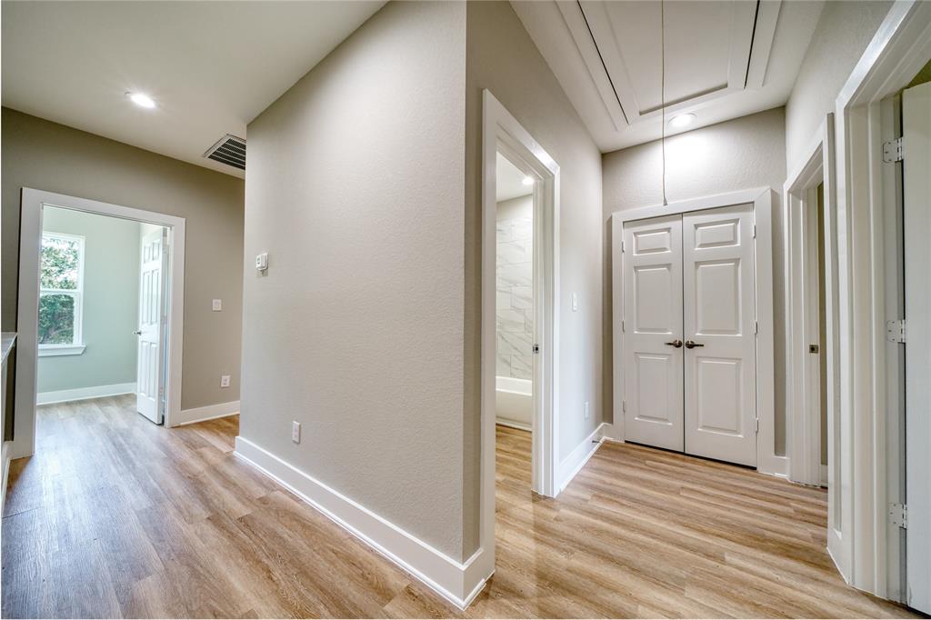 502 W Francis Street, Baytown, Texas image 5