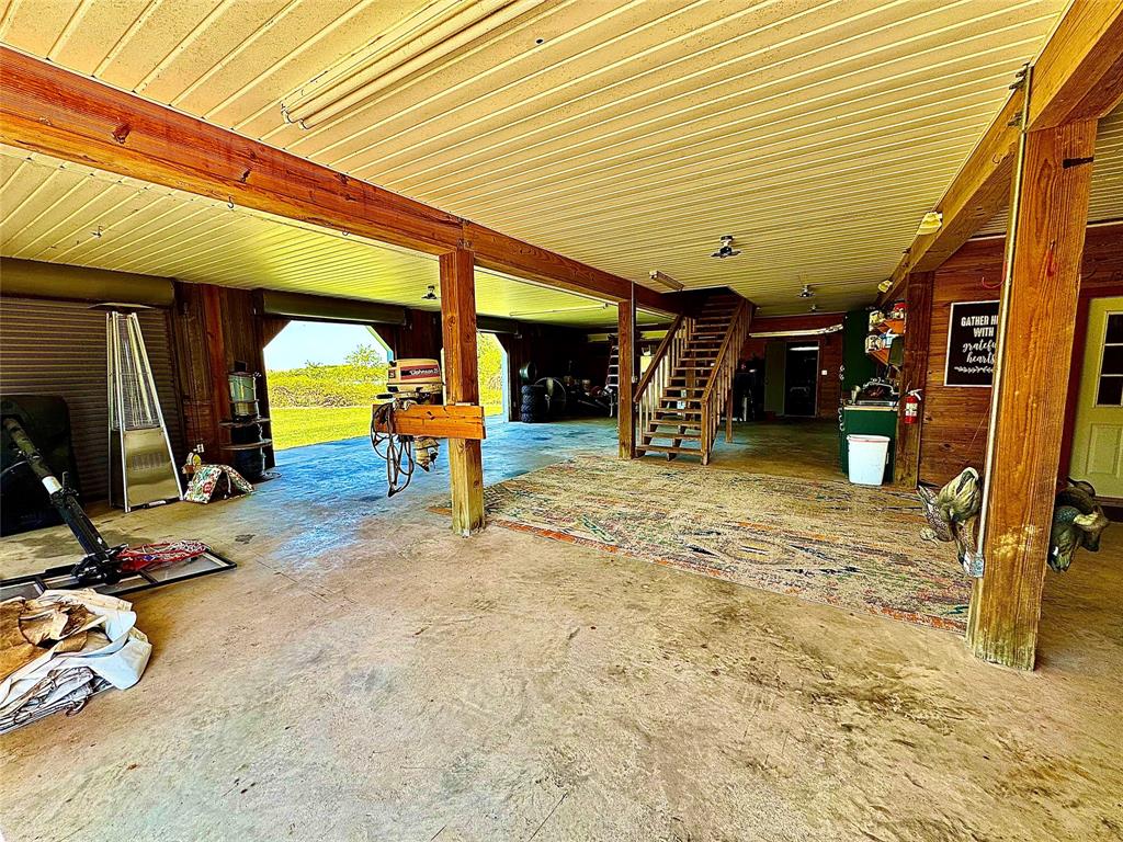 7165 Backridge Road, Sabine Pass, Texas image 39