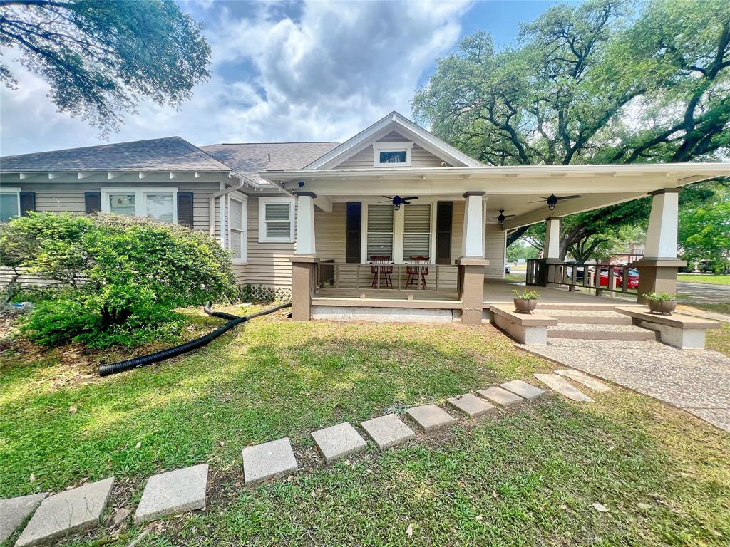3704 5th Street, Brookshire, Texas image 1