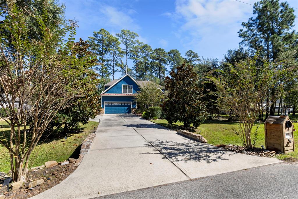 32610 Riverwood Drive, Magnolia, Texas image 2