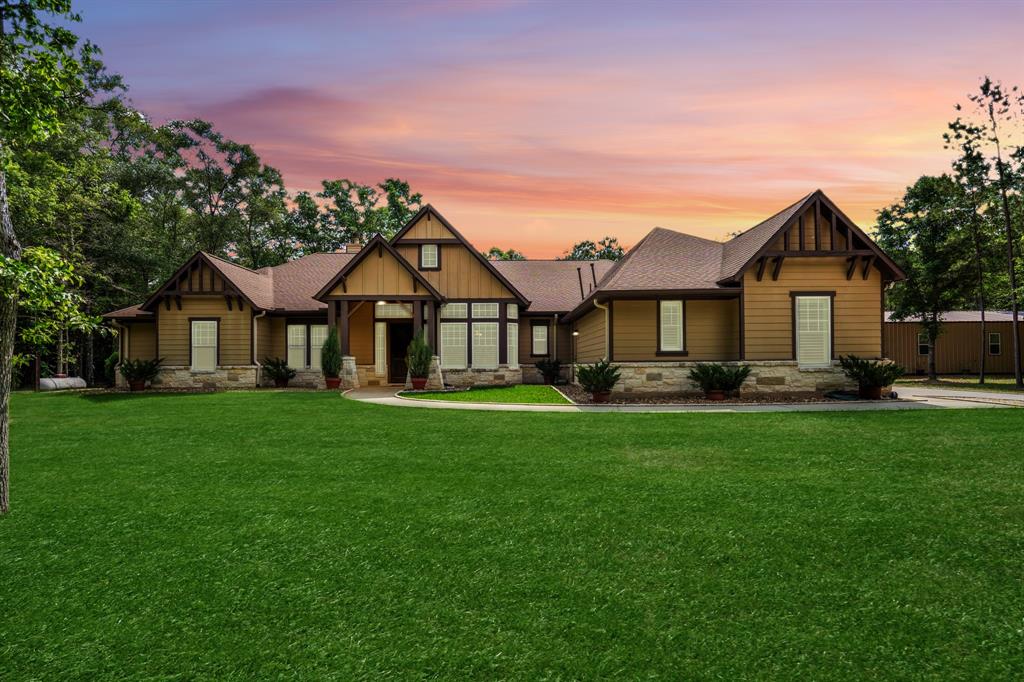 3716 Chisolm Court, Cleveland, Texas image 1